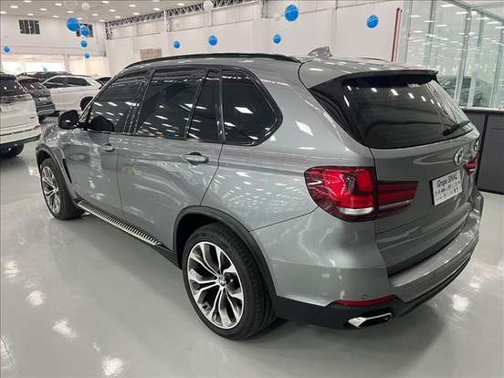 BMW-X5-3.0 FULL 4X4 35I 6 CILINDROS 24V GASOLINA 4P AUTOMÁTICO BMW-X5-2017
