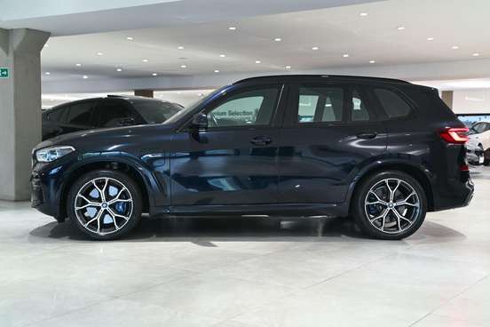 BMW-X5-2022