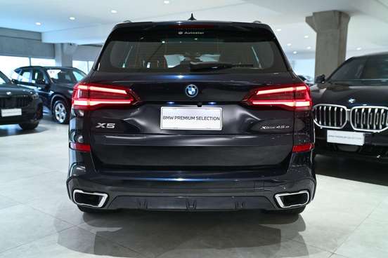 BMW-X5-2022