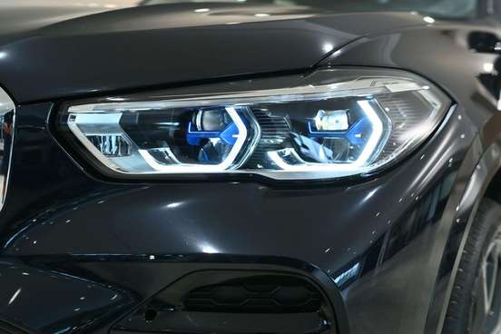 BMW-X5-2022