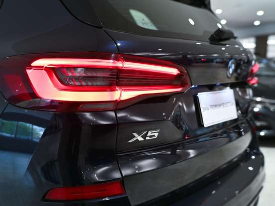 BMW-X5-3.0 I6 TURBO HÍBRIDO XDRIVE45E M SPORT AUTOMÁTICO BMW-X5-2022