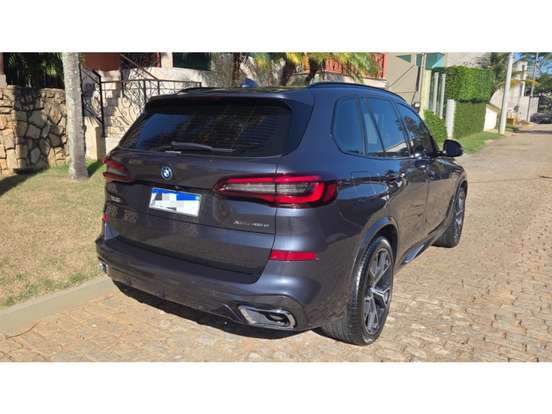BMW-X5-3.0 I6 TURBO HÍBRIDO XDRIVE45E M SPORT AUTOMÁTICO BMW-X5-2022