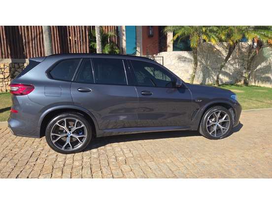 BMW-X5-3.0 I6 TURBO HÍBRIDO XDRIVE45E M SPORT AUTOMÁTICO BMW-X5-2022
