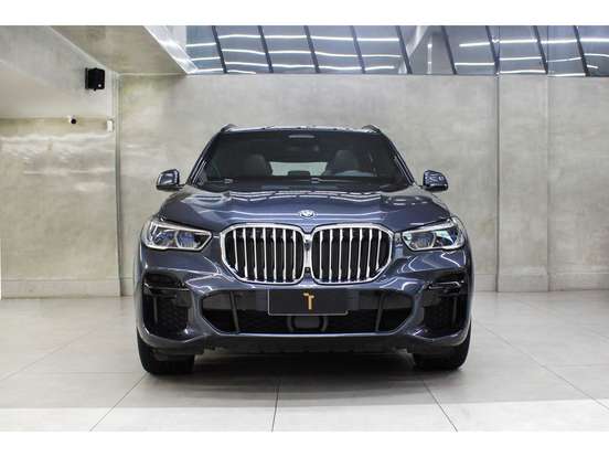 BMW-X5-3.0 I6 TURBO HÍBRIDO XDRIVE45E M SPORT AUTOMÁTICO BMW-X5-2021