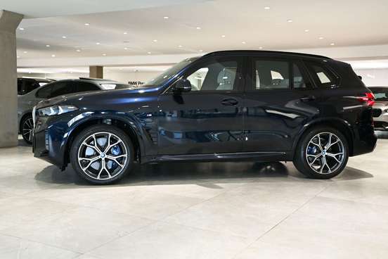 BMW-X5-2025