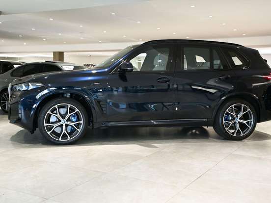 BMW-X5-3.0 I6 TURBO HÍBRIDO XDRIVE50E M SPORT AUTOMÁTICO BMW-X5-2025