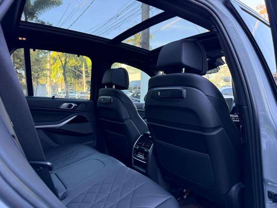 BMW-X5-2024