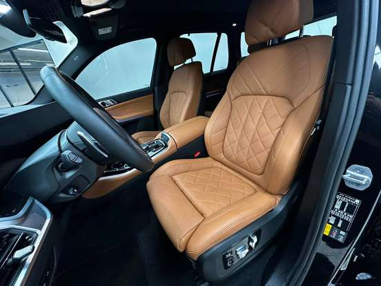 BMW-X5-2024