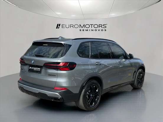 BMW-X5-3.0 I6 TURBO HÍBRIDO XDRIVE50E X-LINE AUTOMÁTICO BMW-X5-2023