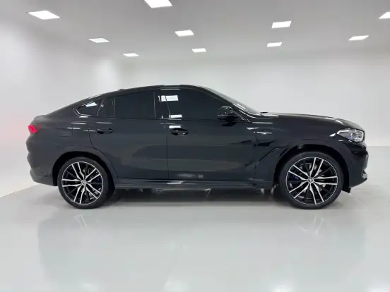 BMW-X6-2023