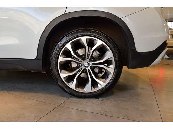 BMW-X6-3.0 35I 4X4 COUPÉ 6 CILINDROS 24V GASOLINA 4P AUTOMÁTICO BMW-X6-2015
