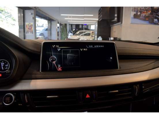 BMW-X6-2015