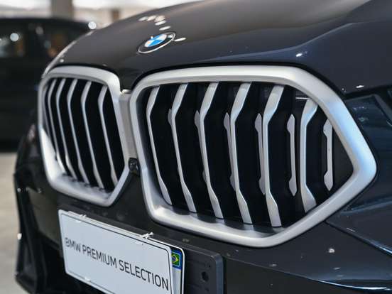 BMW-X6-3.0 TWINPOWER GASOLINA XDRIVE40I M SPORT AUTOMÁTICO BMW-X6-2023