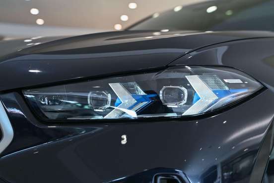 BMW-X6-2023