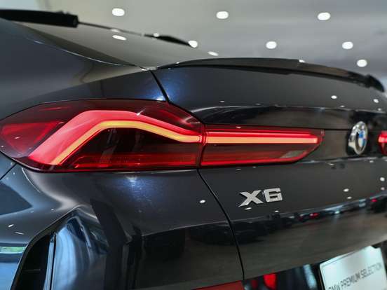 BMW-X6-3.0 TWINPOWER GASOLINA XDRIVE40I M SPORT AUTOMÁTICO BMW-X6-2023