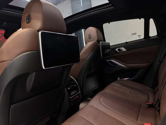 BMW-X6-2021