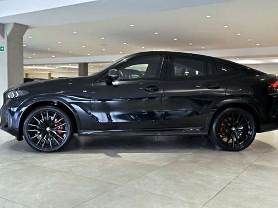 BMW-X6-3.0 TWINPOWER GASOLINA XDRIVE40I M SPORT DARK EDITION AUTOMÁTICO BMW-X6-2025