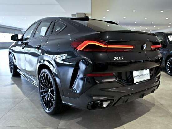 BMW-X6-3.0 TWINPOWER GASOLINA XDRIVE40I M SPORT DARK EDITION AUTOMÁTICO BMW-X6-2025