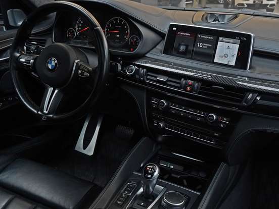 BMW-X6-4.4 M 4X4 COUPÉ V8 32V BI-TURBO GASOLINA 4P AUTOMÁTICO BMW-X6-2016