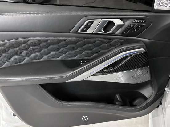 BMW-X6-4.4 V8 BITURBO GASOLINA M COMPETITION AUTOMÁTICO BMW-X6-2022