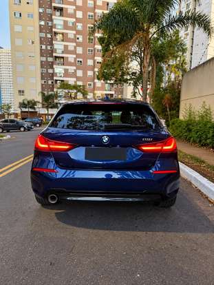 BMW-118i-2019