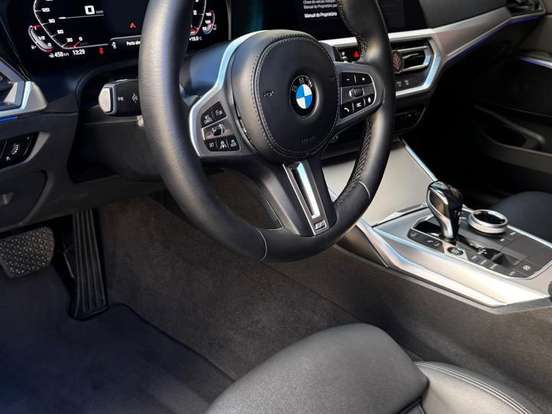 BMW-320i-2.0 16V TURBO GASOLINA SPORT AUTOMÁTICO BMW-320i-2020