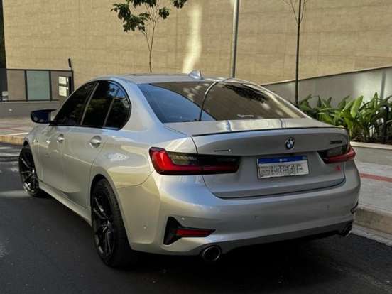 BMW-320i-2.0 16V TURBO GASOLINA SPORT AUTOMÁTICO BMW-320i-2020