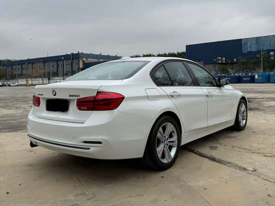 BMW-320i-2.0 SPORT GP 16V TURBO ACTIVE FLEX 4P AUTOMÁTICO BMW-320i-2016