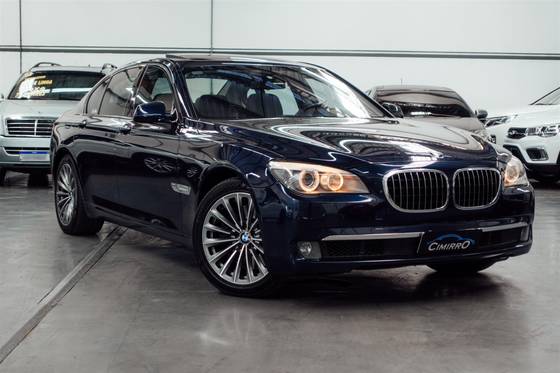 BMW 750i 4.4 LUXURY SEDAN V8 32V GASOLINA 4P AUTOMÁTICO