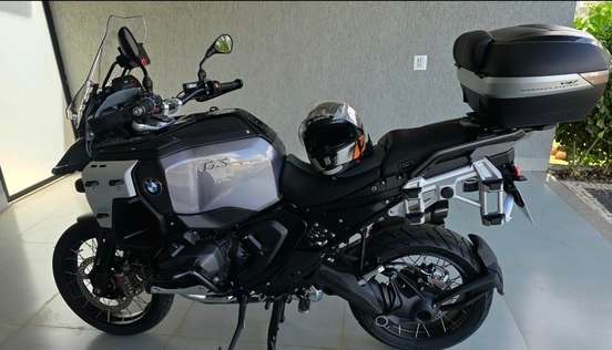 BMW-R 1300 GS ADVENTURE TRIPLE BLACK BMW-R 1300 GS ADVENTURE TRIPLE BLACK-2025
