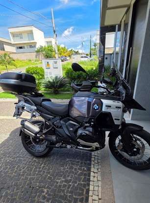 BMW-R 1300 GS ADVENTURE TRIPLE BLACK BMW-R 1300 GS ADVENTURE TRIPLE BLACK-2025