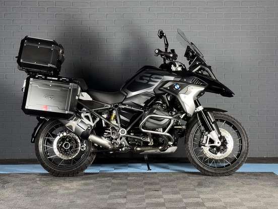 BMW-R 1250 GS TRIPLE BLACK BMW-R 1250 GS TRIPLE BLACK-2021