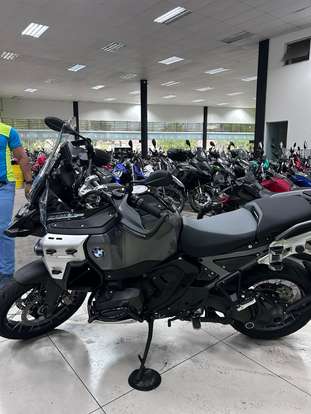 BMW-R 1300 GS ADVENTURE TRIPLE BLACK-2026