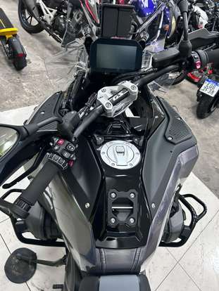 BMW-R 1300 GS ADVENTURE TRIPLE BLACK-2026