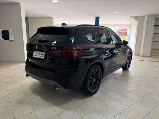 BMW-X1-2.0 16V TURBO ACTIVEFLEX SDRIVE20I 4P AUTOMÁTICO BMW-X1-2016