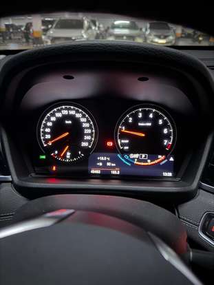 BMW-X1-2021