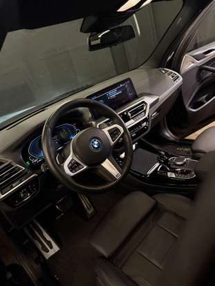 BMW-X3-2022