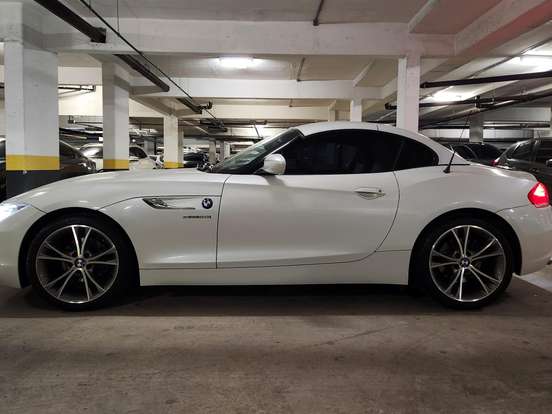 BMW-Z4-2.0 16V TURBO GASOLINA SDRIVE20I AUTOMÁTICO BMW-Z4-2014