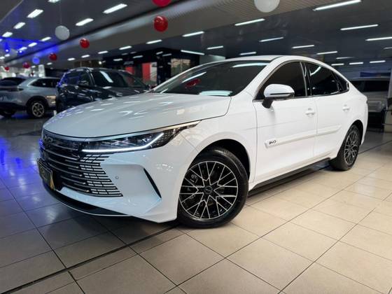 BYD KING 1.5 DM-I PHEV GS AUTOMÁTICO