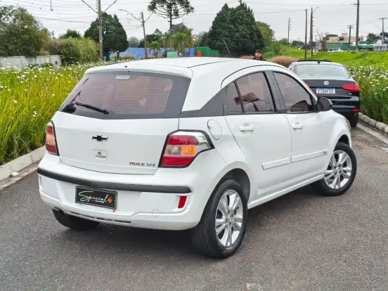 CHEVROLET-AGILE-1.4 MPFI EFFECT 8V FLEX 4P MANUAL CHEVROLET-AGILE-2013