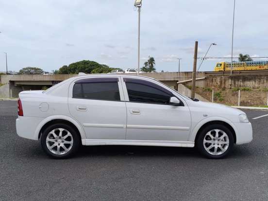 CHEVROLET-ASTRA-2.0 MPFI ADVANTAGE SEDAN 8V FLEX 4P MANUAL CHEVROLET-ASTRA-2011
