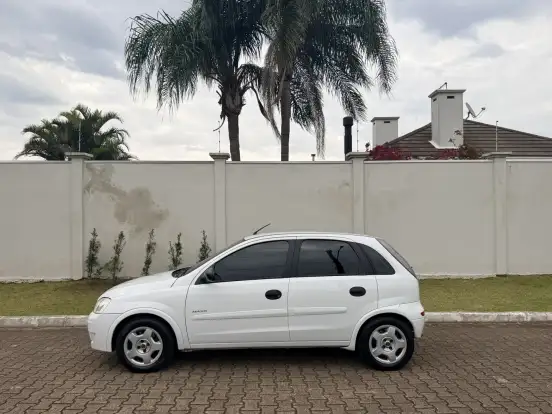 CHEVROLET-CORSA-2010