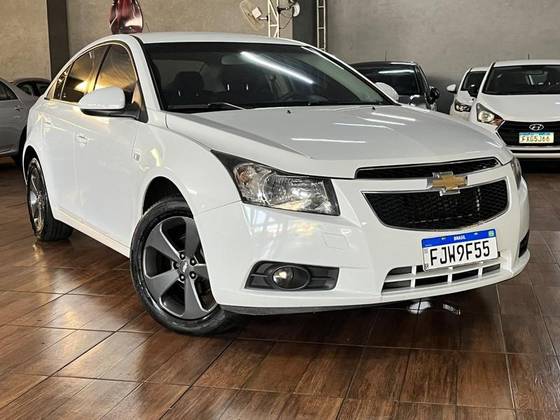 CHEVROLET CRUZE 1.8 LT 16V FLEX 4P MANUAL