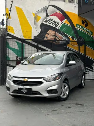 CHEVROLET ONIX 1.4 MPFI LT 8V FLEX 4P AUTOMÁTICO