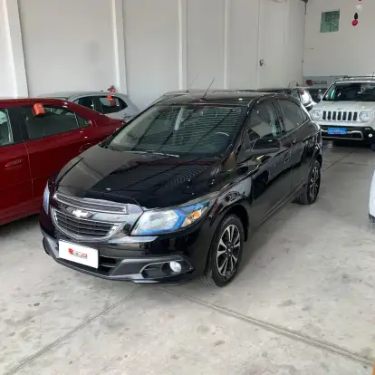 CHEVROLET-ONIX-2013