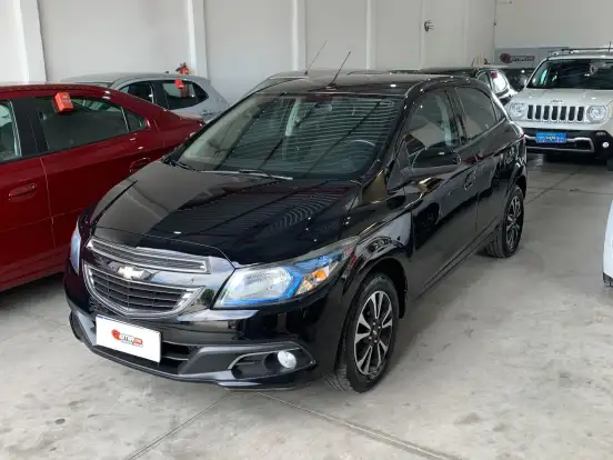 CHEVROLET-ONIX-1.4 MPFI LTZ 8V FLEX 4P AUTOMÁTICO CHEVROLET-ONIX-2013