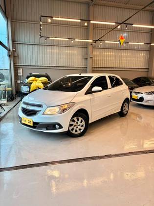 CHEVROLET ONIX 1.0 MPFI LT 8V FLEX 4P MANUAL