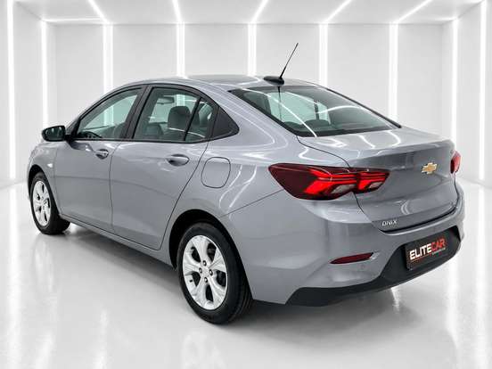 CHEVROLET-ONIX-2024