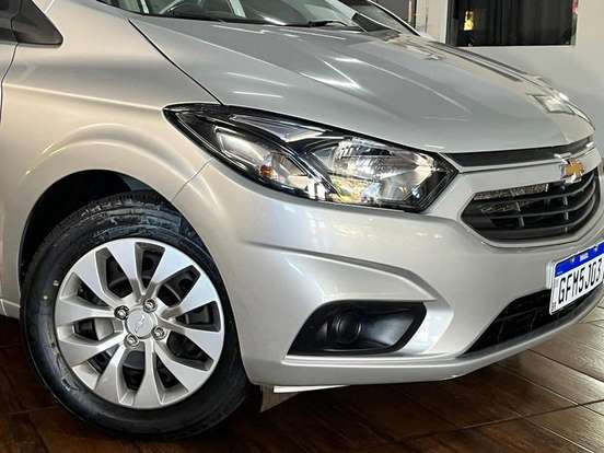 CHEVROLET-ONIX-2017