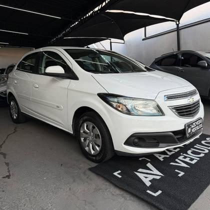 CHEVROLET ONIX 1.4 MPFI LT 8V FLEX 4P MANUAL